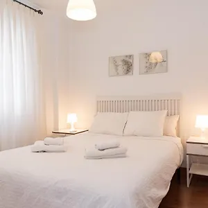 Like - Museo Apartment Seville