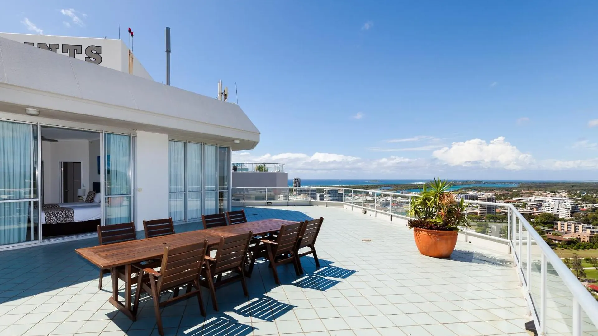 Points North Apartments Gold Coast 4*,  Australia